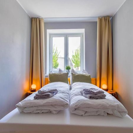 4-Room Luxury Apartment - Close To Central Station, Free Parking, Kitchen Lipsko Exteriér fotografie
